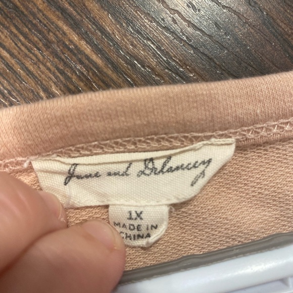 Jane and Delancey Soft Pink Tiered Tunic - Picture 2 of 2